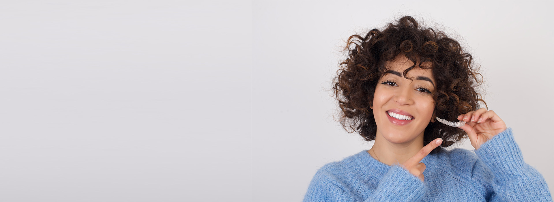 JASI Smile | Invisalign reg , Veneers and Dental Bridges